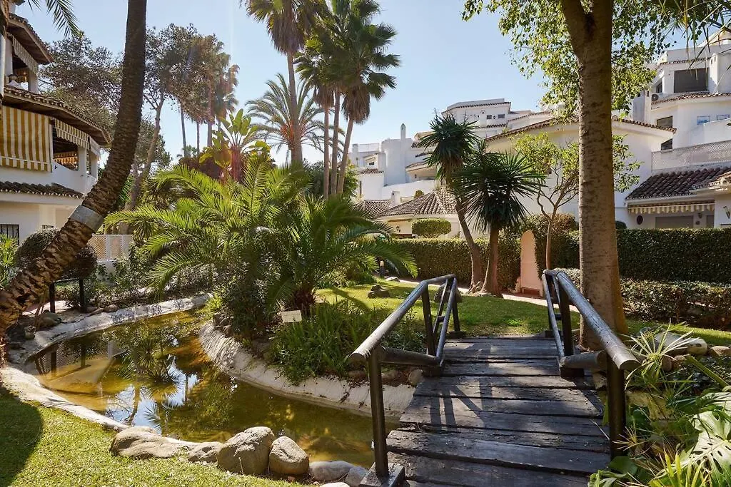 Golden Beach Marbella-Primera Linea De Playa Apartment  Marbella